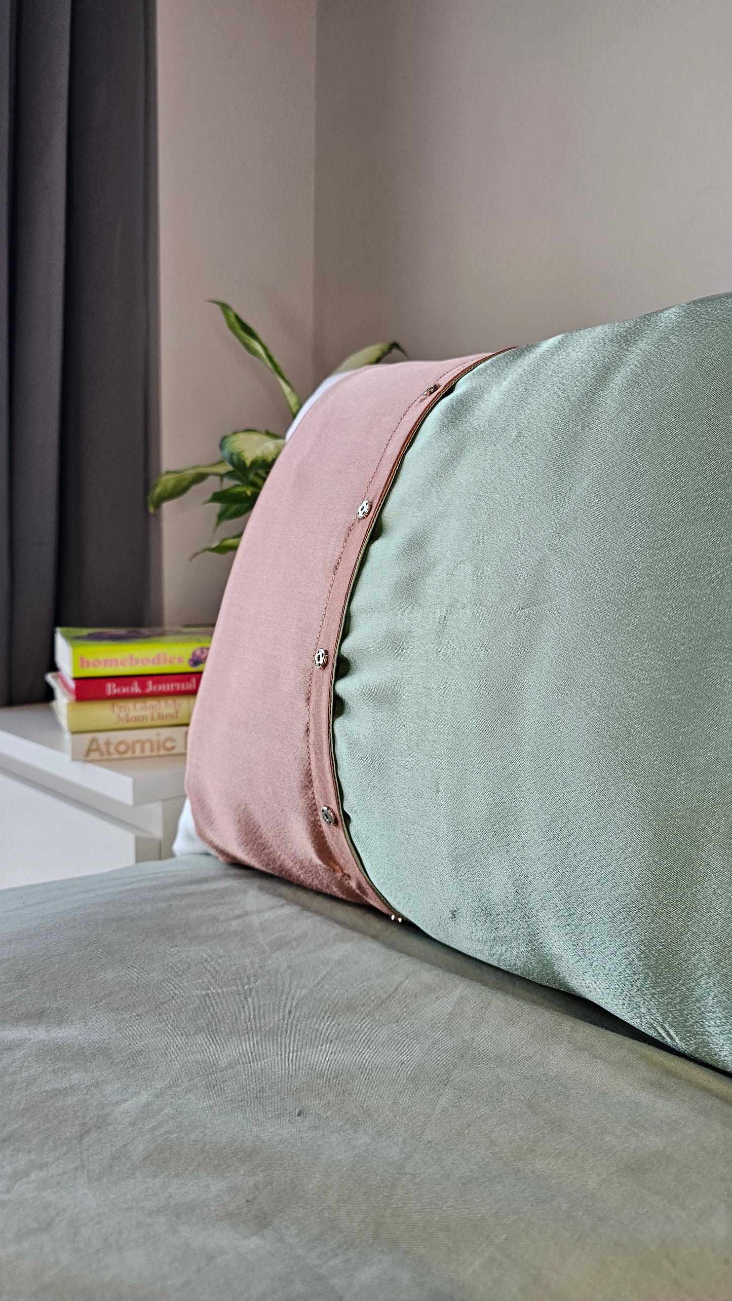 Reversible Satin Pillowcase
